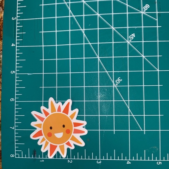 π20/$12π Cute Sun Sticker - Picture 2 of 3